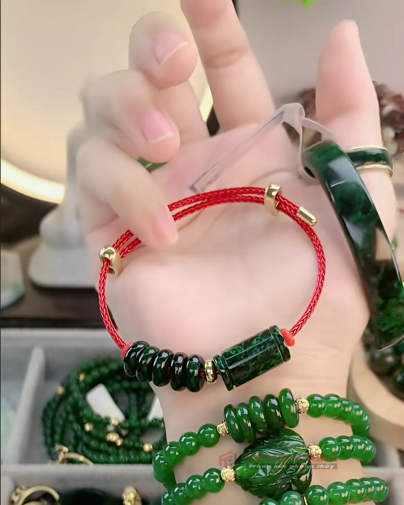 Vòng Ngọc Cẩm Thạch Sơn Thủy
